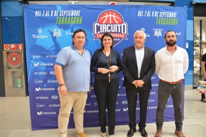 Robert Hernández (ADT), Elisa Vedrina (concejala), Joan Plana (Generalitat) y Pedro Amezua (ACB).