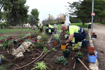 L'empresa de manteniment de parcs i jardins, el passat 20 de novembre al Camp de Mart.