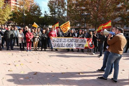 García Melero i De Haro es dirigeixen a les persones contràries a l'obertura d'una mesquita.