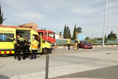 El vehicle ha quedat creuat a la carretera