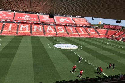 El Nou Estadi, abans del Nàstic-Mallorca