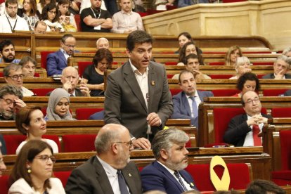 El presidente de ERC en el Parlament, Sergi Sabrià, durante la sesión de control.