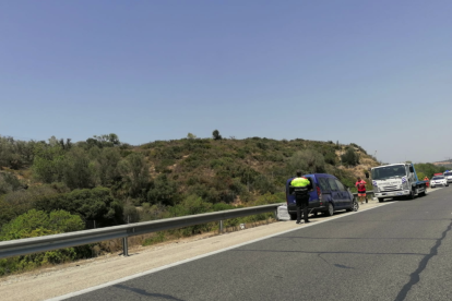 Imagen de la furgoneta accidentada.