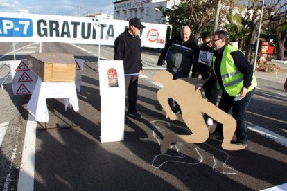 Imatge d'arxiu d'un acte protesta a l'N-340 a Alcanar.