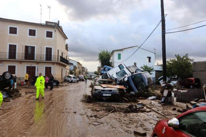 Aspecto que presenta esta mañana una calle de Sant Llorenç des Cardassar.