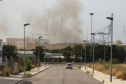 Imagen del lugar del incendio durante la mañana del domingo.