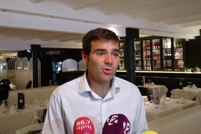 El portaveu del PDeCAT, Dídac Nadal, ahir, en un  cafè de la ciutat.