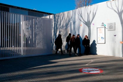 Entrada principal de l'institut de secundària del Morell.