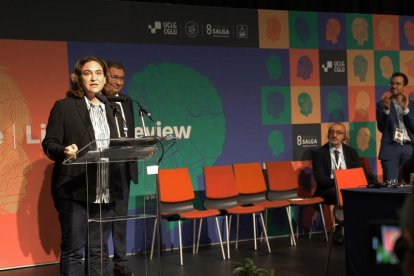 La alcaldesa de Barcelona, Ada Colau, durante la intervención en el congreso mundial de CGLU, a Durban