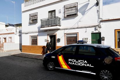 Imatge de la Policia Nacional al lloc dels fets.