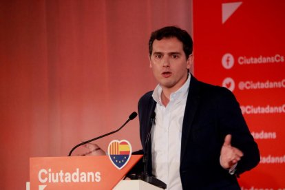 El presidente de Ciudadanos, Albert Rivera interviniendo en un acto del partido en Barcelona.