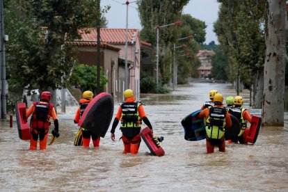 El departament d'Aude es troba des d'aquesta passada nit en alerta vermella pel pas de la tempesta tropical Leslie.