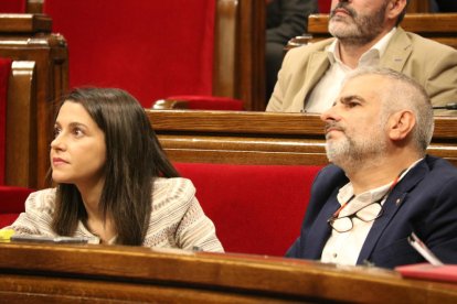 La presidenta de Cs, Inés Arrimadas, amb el portaveu del grup, Carlos Carrizosa.