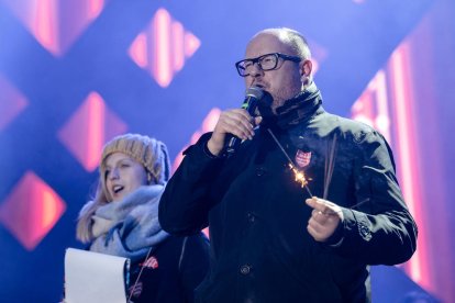 El alcalde de Gdansk, Pawel Adamowicz, hablando durante un acto benéfico en Gdansk, Polonia.