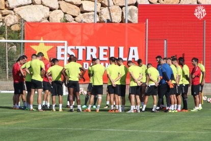 La plantilla, durante un entrenamiento.