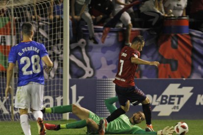 Pol Freixanet durante el Osasuna-Reus correspondiente en la segunda ronda de la Copa del Rey.