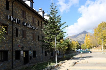 Pla general d'un dels hotels del Resort del Pla de l'Ermita, a l'Alta Ribagorça.