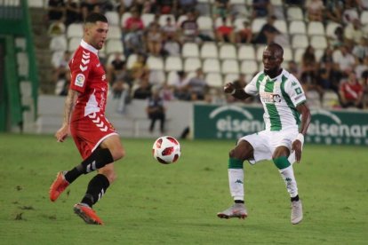 Tete Morente, durante el Córdoba-Nàstic de Copa del Rey.