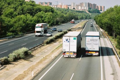 Els camions ja no poder circular per alguns trams de l'AP-7.