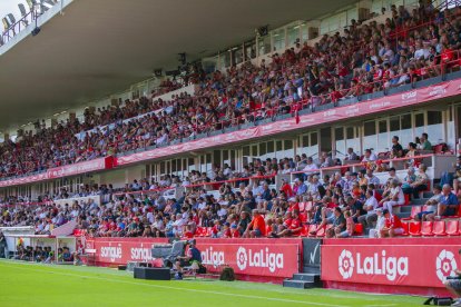 L'afició del Nàstic està preparada per a acudir a l'Estadi Municipal de Reus aquest diumenge.