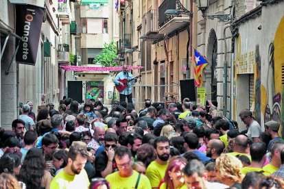 Imagen de archivo del vermú rumbero, en la calle Aleus.