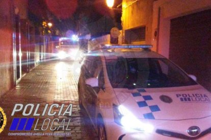 La Policia Local del Vendrell i els Bombers de la Generalitat es van desplaçar fins al lloc.