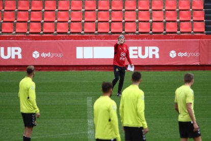 Enrique Martín, durant l'entrenament d'aquest dimarts.