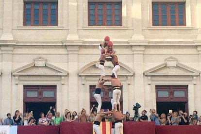 3 de 9 amb folre dels Xiquets de Reus