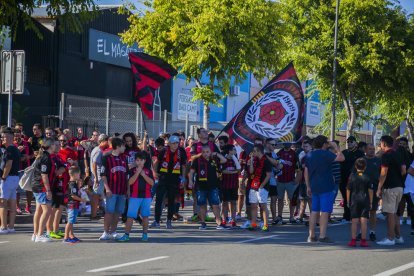 Aficionats del Reus, abans del derbi