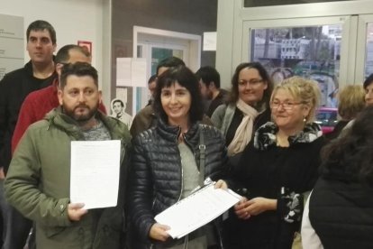 Aquest dimecres es va celebrar una protesta davant del Consell Comarcal de l'Alt Camp.