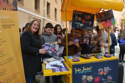 L''Infomòbil' va sortir al carrer per primer cop la primavera passada.