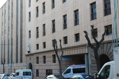 Imagen del exterior del Hospital de Sant Pau i Sant Santa Tecla.