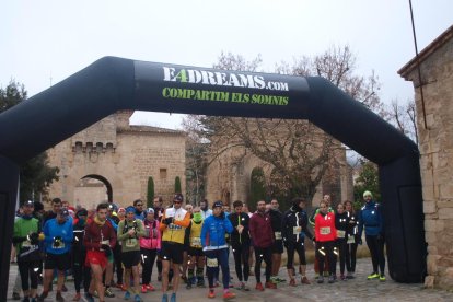 Imatge de la sortida de la Sant Silvestre ViP de Muntanya, que enguany ha celebrat la seva primera edició.