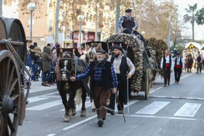 Los carruajes han desfilado por la avenida Ramon d'Olzina.