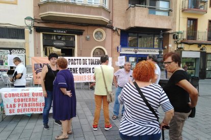 Punt d'informació de la Marea, ahir al matí a Corsini.