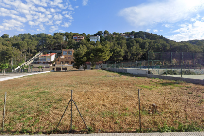 Imatge de l'espai on l'Associació de Veïns La Móra-Tamarit vol que es construeixi el centre social.