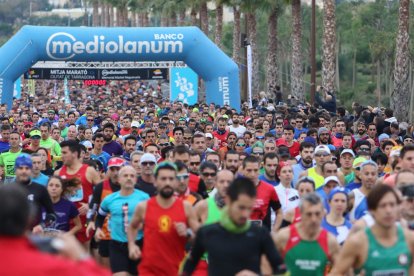 La sortida des de l'Anella Mediterrània de la Mitja Marató disputada l'any passat.