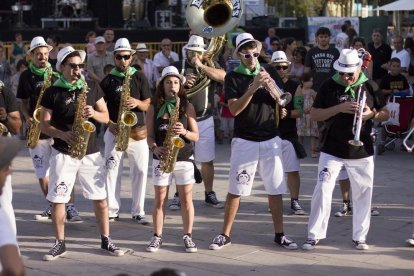 La Txaranga Band Tocats recibió el Primer premio a la Mejor Charanga 2016.