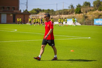 Xavi Bartolo ha dirigido esta mañana su primer entrenamiento con el Nàstic.