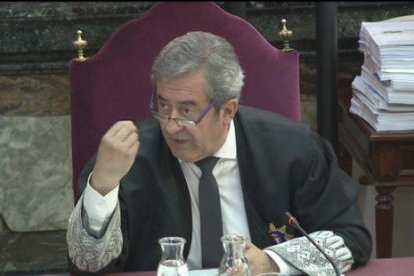 Pla mitjà del fiscal Javier Zaragoza durant l'informe final del ministeri públic al Tribunal Suprem.