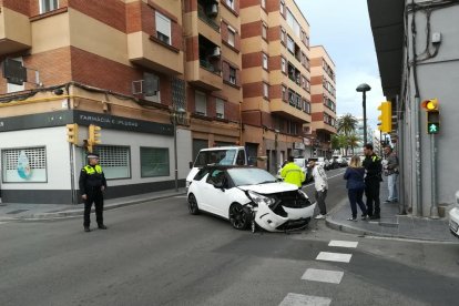 Imagen de los daños que sufrió uno de los coches implicados en el accidente.