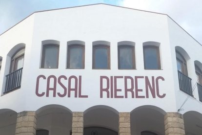 Façana del Casal de la Riera de Gaià.