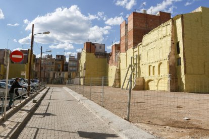 El proyecto de construcción de viviendas acabará de definir la forma que toma lo que se haga en el terreno.