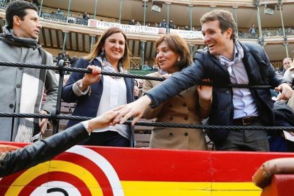 El líder del Partit Popular, Pablo Casado, durant la seva visita a València.