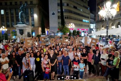 Imagen de la concentración en la plaza Prim.