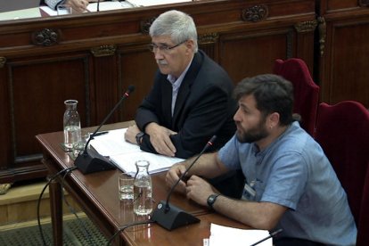 Els pèrits John Paul Lederach i Jesús Castañar citats per la defensa de Cuixart sobre un informe de l'actuació no violenta.