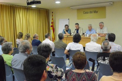 Imatge de l'alcalde durant el pregó de les festes veïnals.