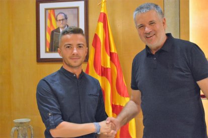 L'alcalde de Tarragona Pau Ricomà s'ha reunit amb el director de 'La vida con Williams', Emanuel Munteanu.