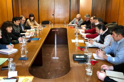 Imagen de la reunión bilateral entre la Generalitat y Unió de Pagesos.