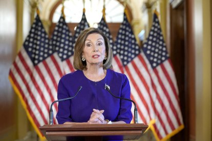 La presidenta de la Cambra de Representants dels Estats Units, Nancy Pelosi, durant l'anunci d'inici d'un procés d'impeachment contra el president Donald Trump.